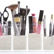 How to Organize Cosmetics in the Bathroom