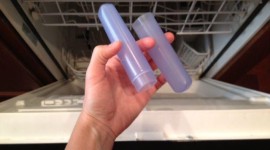 How To Not Have A Gross Tooth Brush When Traveling