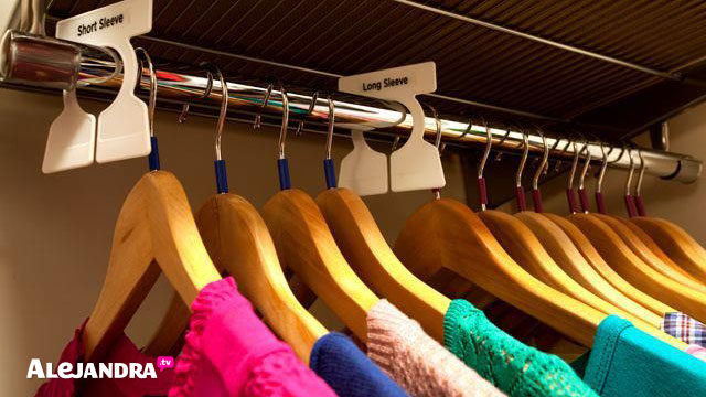 How to Organize Hanging Clothes in the Closet #AlejandraTV