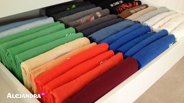 Closet Organizing Tip: File T-shirts for Easy Access. See Everything in the drawer with out making a mess.